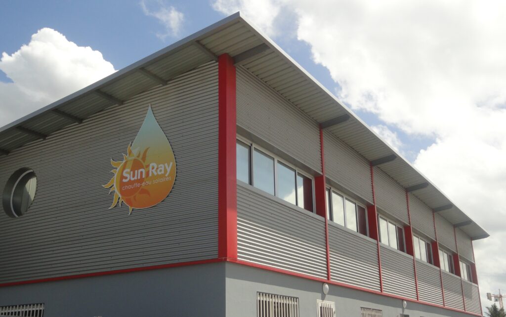 Locaux Sun Ray, installateur de chauffe-eau solaire et photovoltaïque en Nouvelle-Calédonie